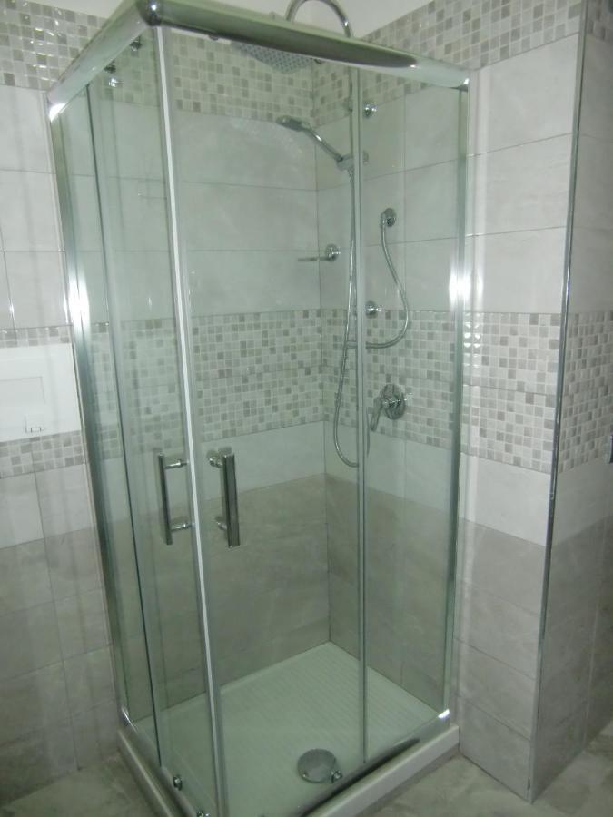 Guesthouse Aaron2 Nápoly Kültér fotó