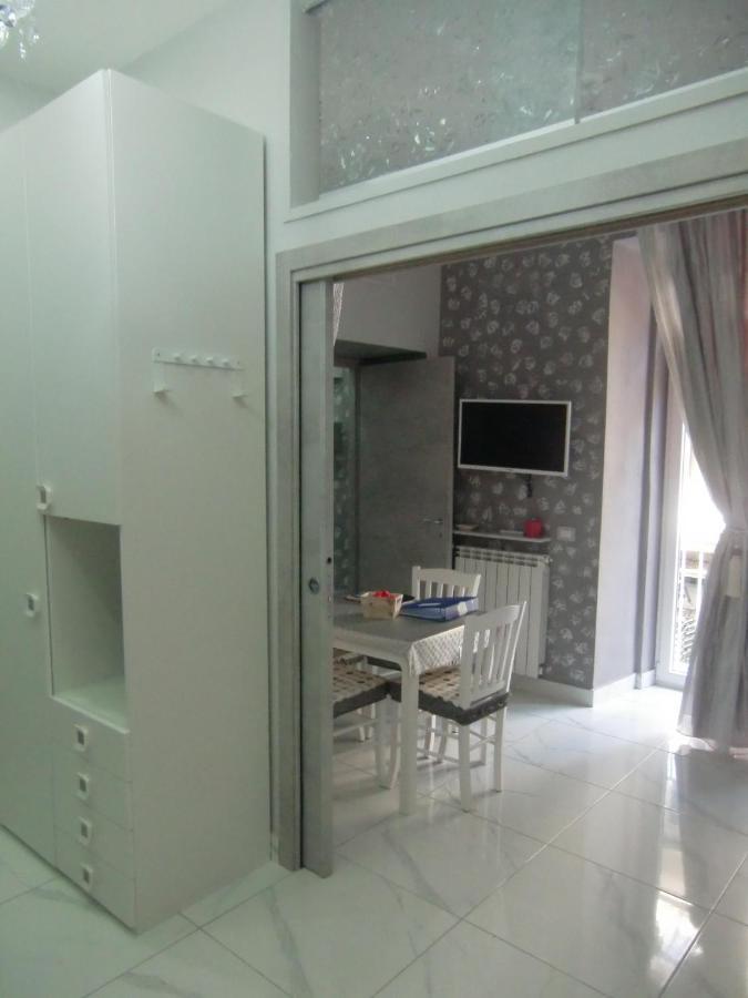 Guesthouse Aaron2 Nápoly Kültér fotó