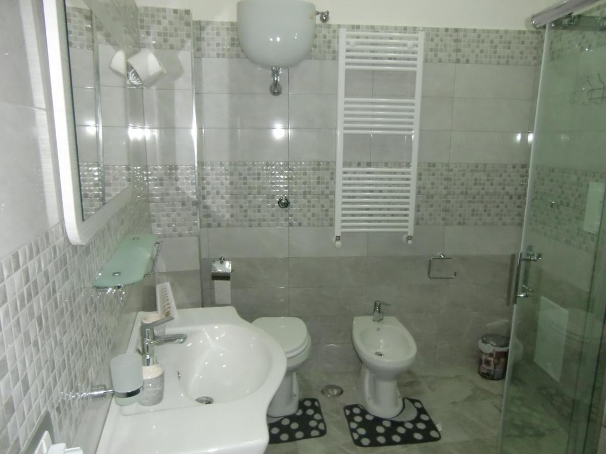Guesthouse Aaron2 Nápoly Kültér fotó